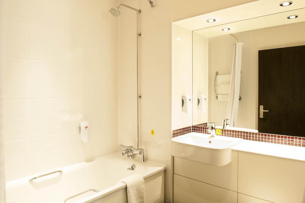 Premier Inn Stirling City Centre Rum bild